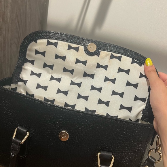 GREAT CONDITION KATE SPADE  100% LEATHER PURSE - Picture 4 of 5